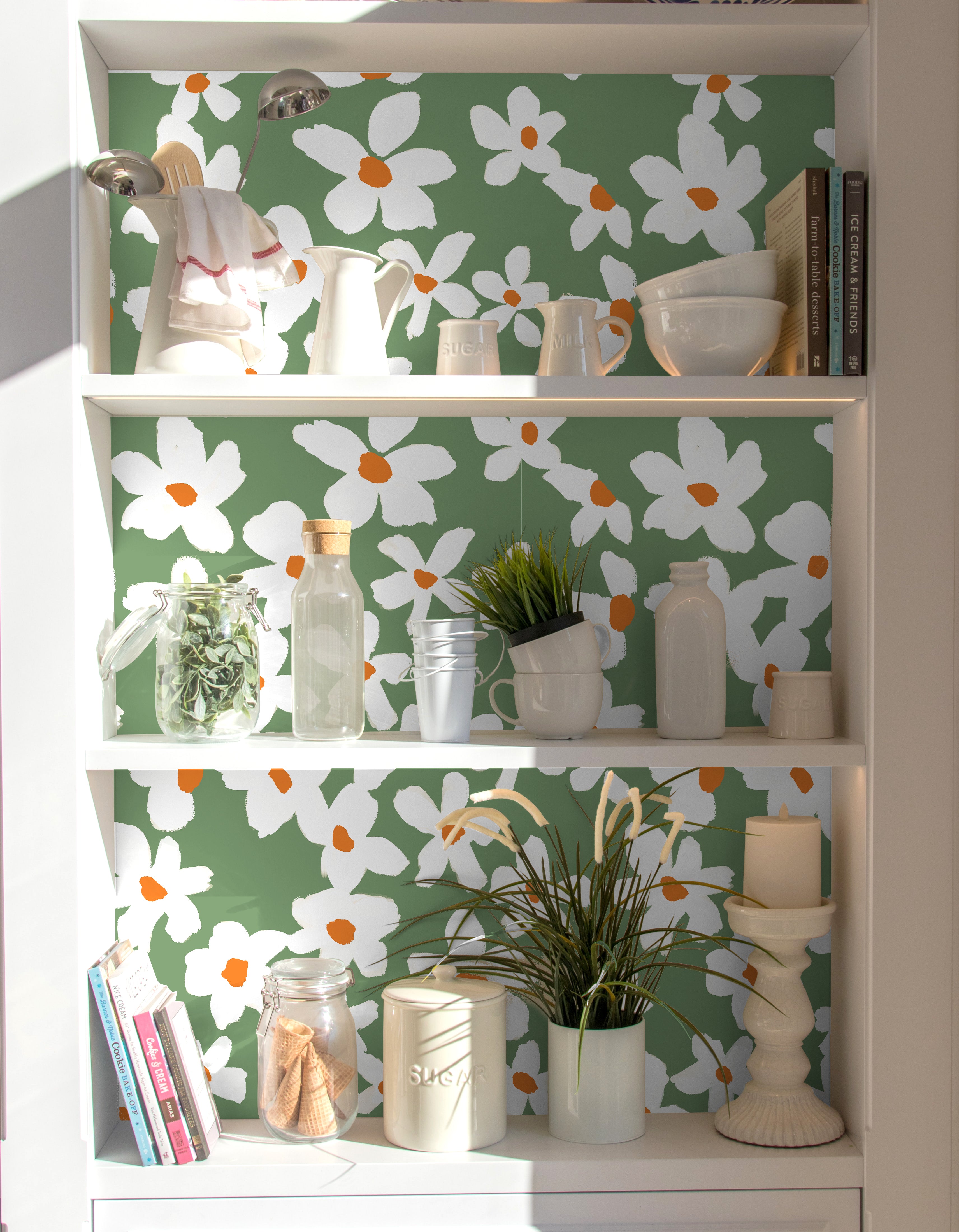 HaokHome Peel and Stick Wallpaper Green White Daisy Floral Wall Mural Removable Self Adhesive Minimalist Botanical Wallpaper
