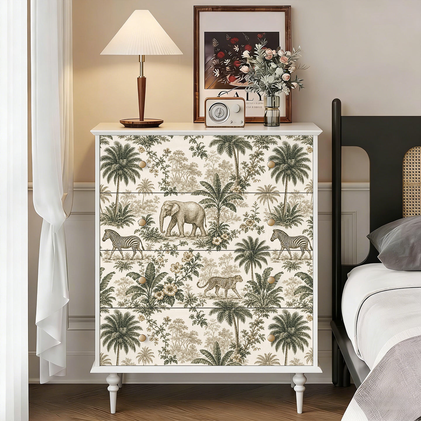 Safari Toile Wallpaper – Vintage Jungle Sketch Wallpaper