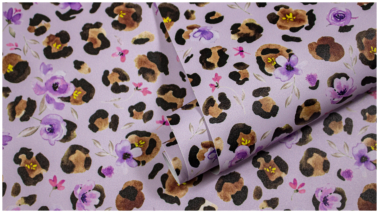 HaokHome Watercolor Leopard Floral Peel and Stick Wallpaper – Purple Flowers on Lavender Purple Background