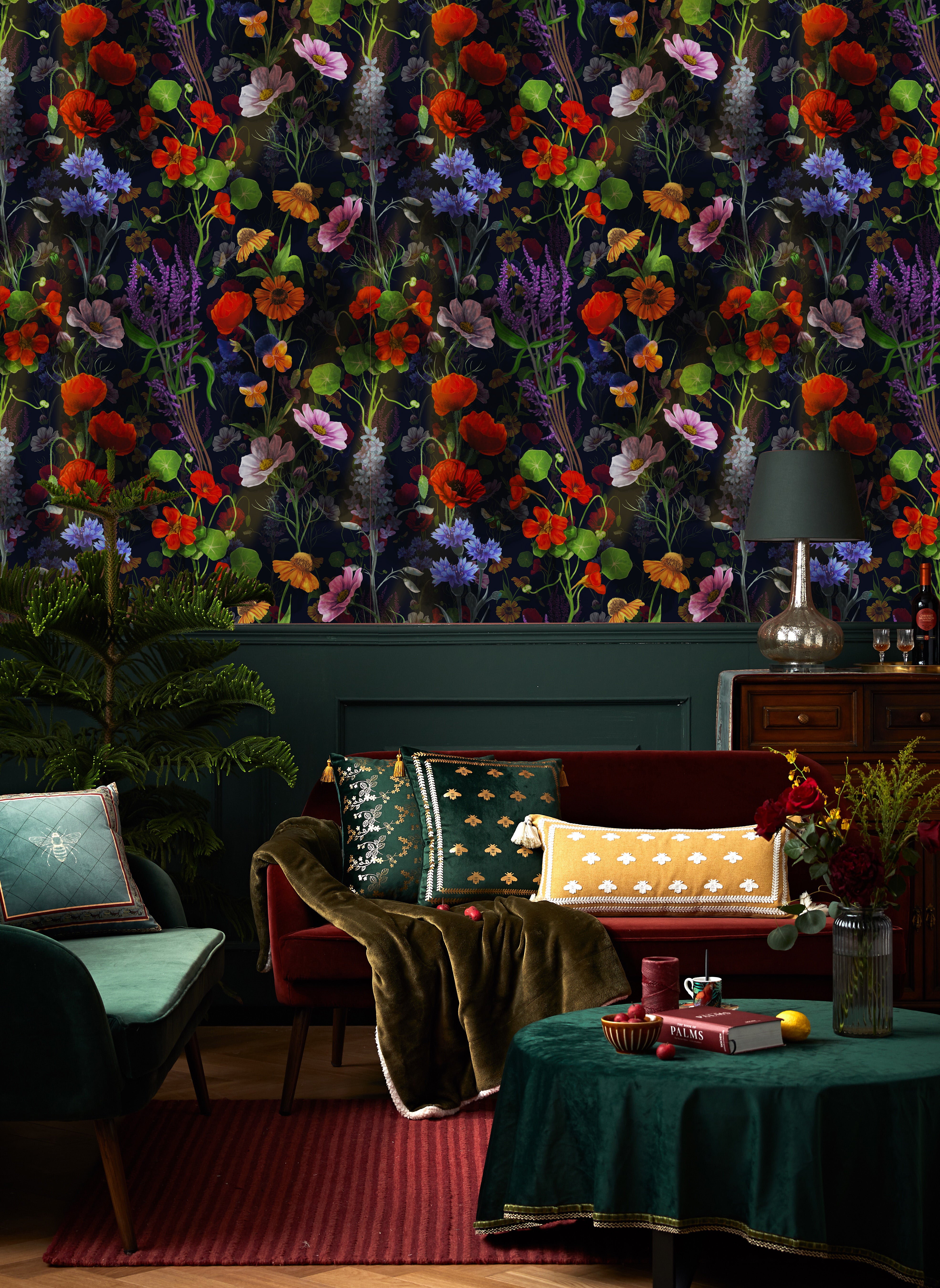 HaokHome Bold Botanical Dark Floral Wallpaper Vintage Elegance for Your Home
